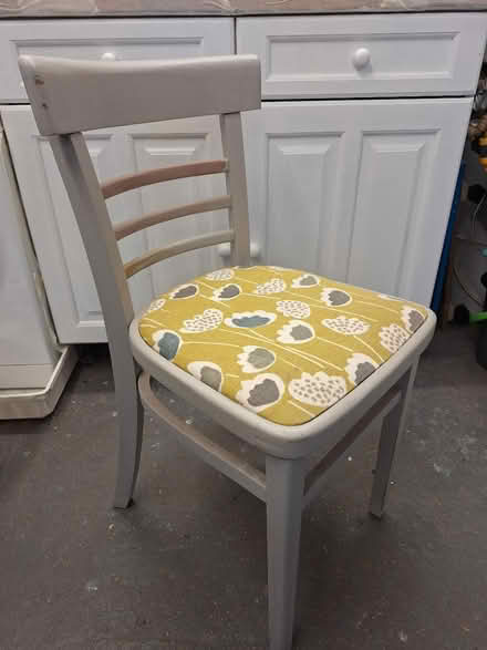 Photo of free Bentwood chair for upcycling? (Oakley HP18) #2