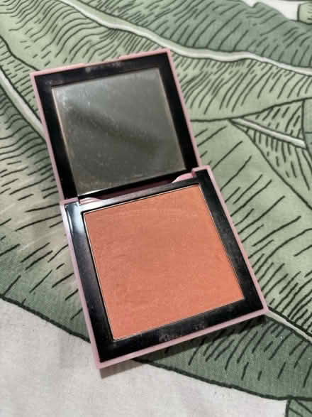 Photo of free ASOS blush (Carshalton SM5) #2
