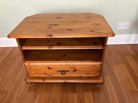 Photo of free Small TV table (Long Eaton) #1