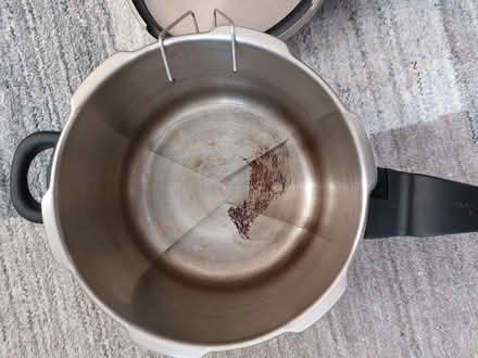 Photo of free Prestige smartplus pressure cooker (Humphrey's End GL6) #4