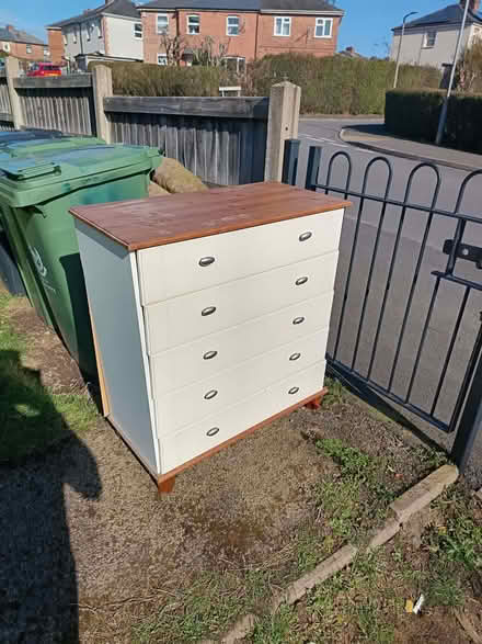 Photo of free Chest of drawers (Barbourne WR3) #1