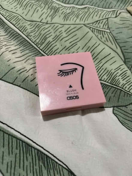 Photo of free ASOS blush (Carshalton SM5) #1