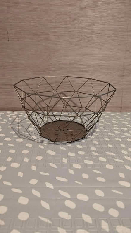 Photo of free Gold wire fruit bowl (St Leonards) #1