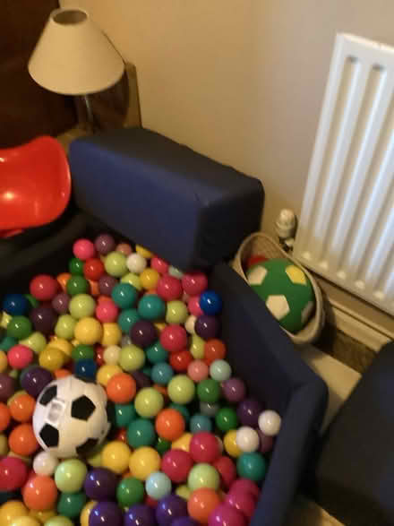 Photo of free KiddlyMoon Square Ballpit inc balls (Hythe,) #4