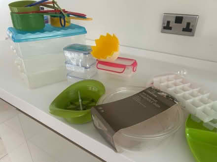 Photo of free Various kitchen items (Moorside M28) #1