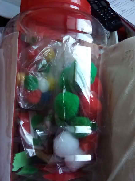Photo of free Sewing and Craft Items. (CT9) #4