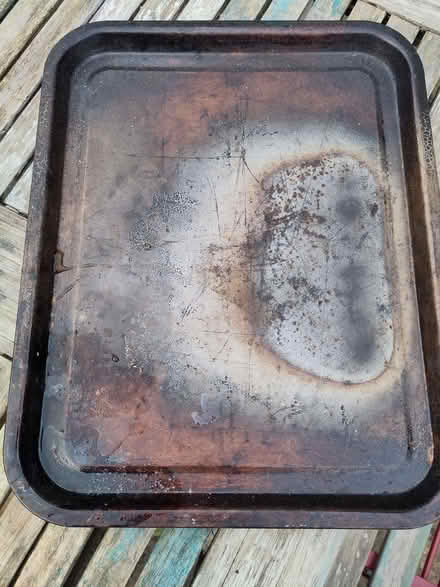 Photo of free Oven tray (Kendal LA9) #1