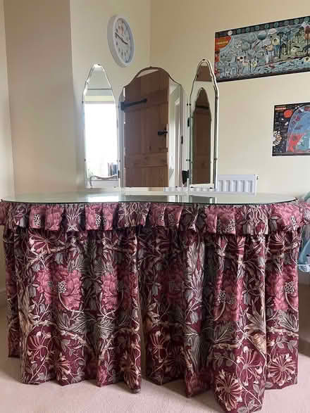 Photo of free Dressing table (WR6 Leigh) #4