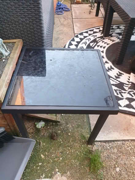 Photo of free Outside table (Potters bar herts) #1