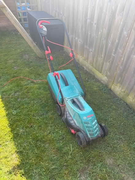 Photo of free Electric mower not working (Westhampnett PO18) #1