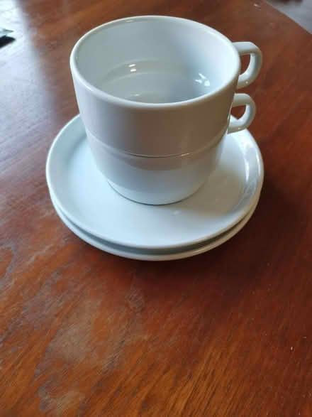 Photo of free 2x Habitat 'hotel' coffee cups & sa (Camberwell, SE5) #1