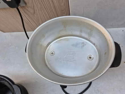 Photo of free Tesco slow cooker (Eton SL4) #3