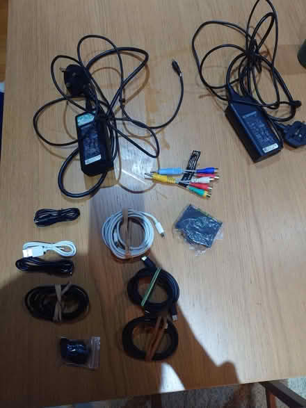 Photo of free Cables (USB A, USB C) (Tooting) #1