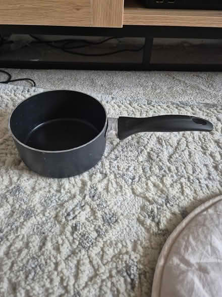 Photo of free 14cm pot (TW7) #1