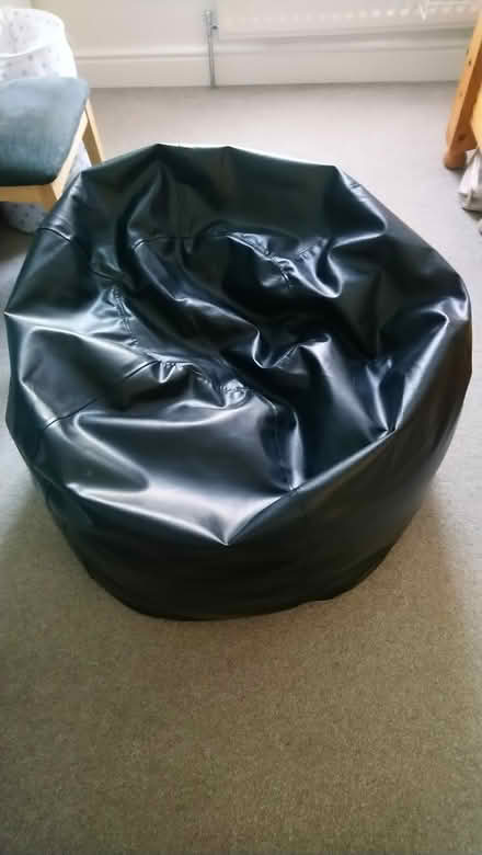 Photo of free Black beanbag (Fort Hill EX32) #1
