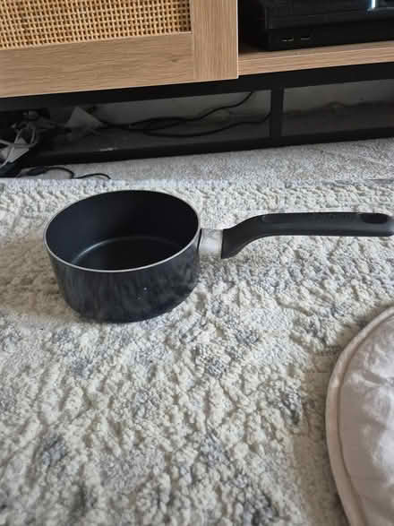 Photo of free Pot with lid (TW7) #1