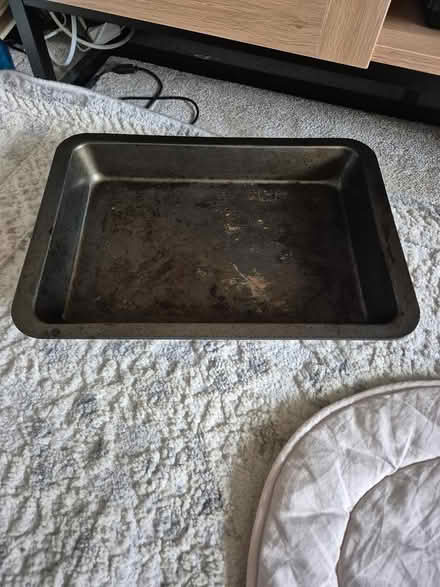 Photo of free 34cm x 23cm baking tray (TW7) #2