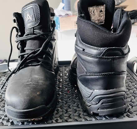 Photo of free Ambler boots (Sandhurst) #2