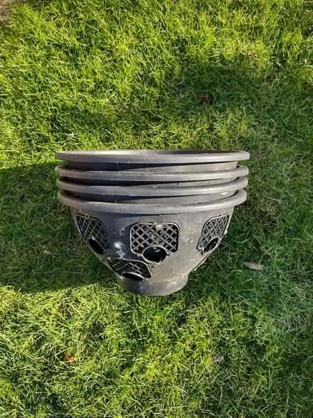 Photo of free 4 x Hanging Baskets (Ermine East LN2) #2