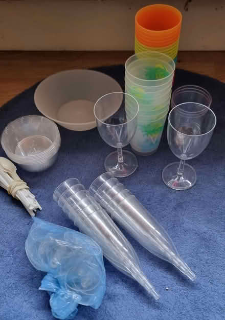 Photo of free Plastic or acrylic party and picnic ware (Wilmslow SK9) #1