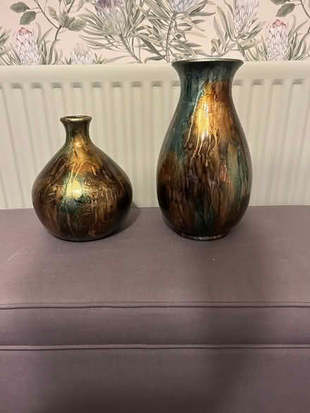 Photo of free Two matching vases (DH8 5NX) #1