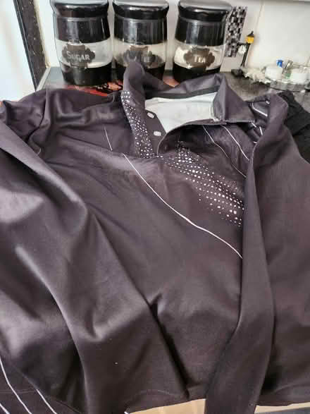Photo of free Beautiful black tshirt (Fenlake MK42) #2