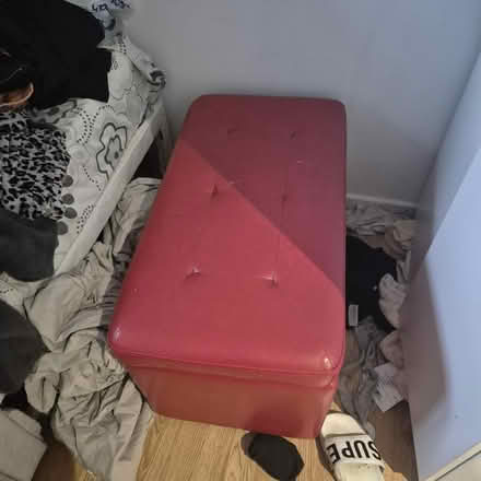 Photo of free Ottoman (Woking) #1