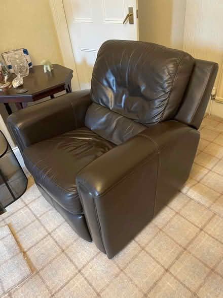 Photo of free Settee and two arm chairs (World's End SY6) #3