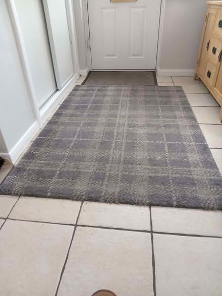 Photo of free Beige/Brown Rug 1.20 m x 1.7 m (Dairy Lane Estate DH4) #1