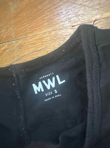 Photo of free Women’s crop top Madewell S (Clinton Hill, Brooklyn) #2