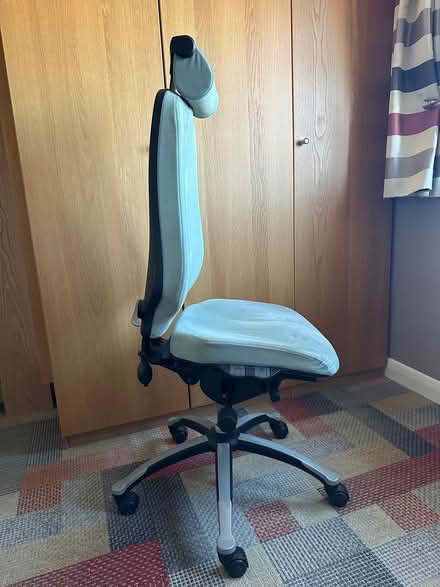 Photo of free Highly adjustable office chair (Horsham North RH12) #1