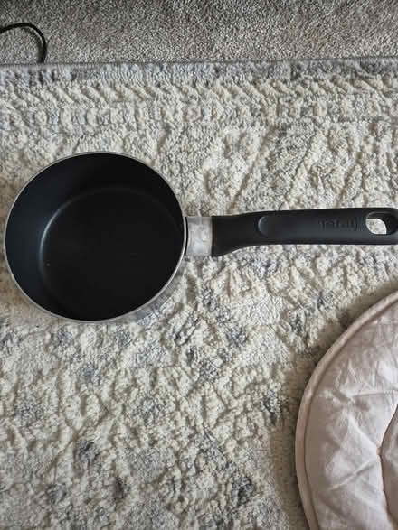 Photo of free Pot with lid (TW7) #2