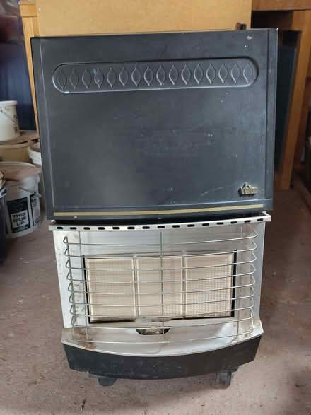 Photo of free valor portable gas heater (Long Marton CA16) #1