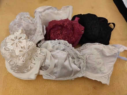 Photo of free Selection of bras (Poets MK40) #1