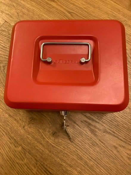 Photo of free Cash box (Bloxham OX15) #1