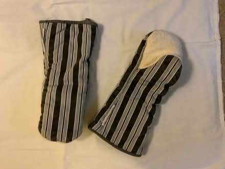 Photo of free Oven gloves (Kirkby Lonsdale LA6) #2