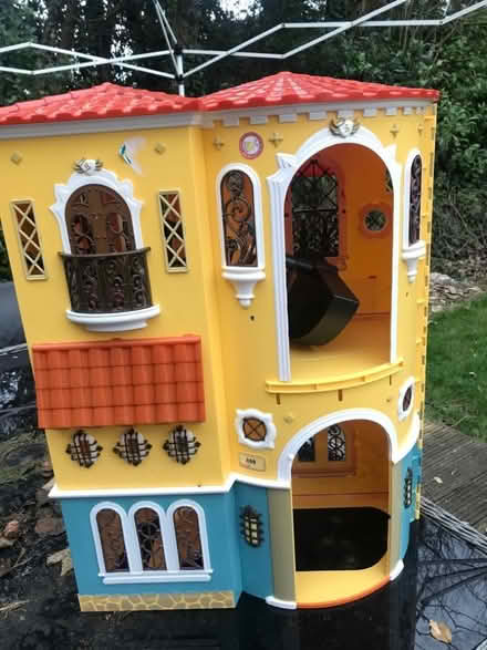 Photo of free Doll house (Oswestry SY11) #1