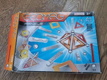 Photo of free Geomag set (Arborfield Garrison RG2) #1