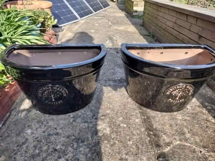 Photo of free 2 x wall planters (ceramic) (Eastbourne BN21 2) #2