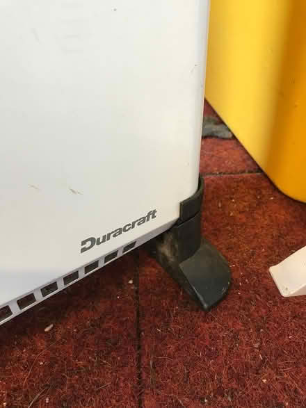 Photo of free Convector heater 2kW (Wychwood Avenue LU2) #3