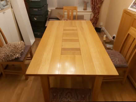 Photo of free Oak table (Sunbury on Thames) #1