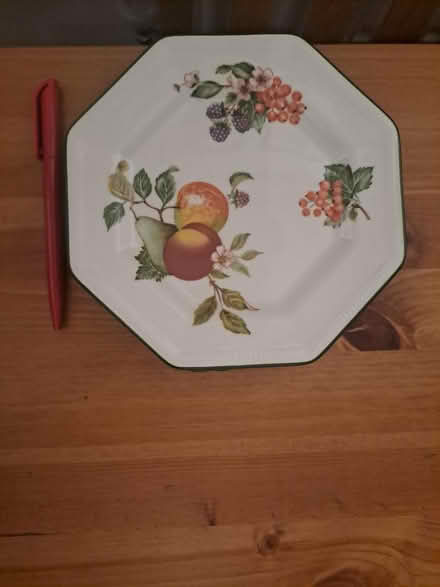 Photo of free Cake plates (RH12) #1