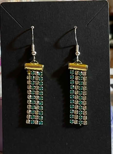 Photo of free I pair earrings (SW9 Oval) #1