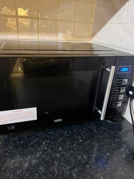 Photo of free Delonghi microwave (Harrow on the Hill HA1) #2
