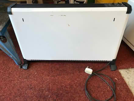 Photo of free Convector heater 2kW (Wychwood Avenue LU2) #1