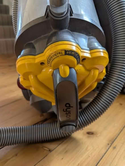 Photo of free Dyson vacuum cleaner (Berkhamsted HP4) #1
