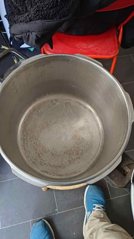 Photo of free Tefal stainless pressure cooker (BN3 hove) #3