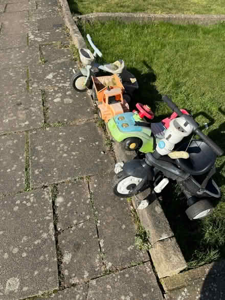 Photo of free Kids toys (LU1 5) #1