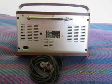 Photo of free DAB Radio (Linslade, LU7) #2