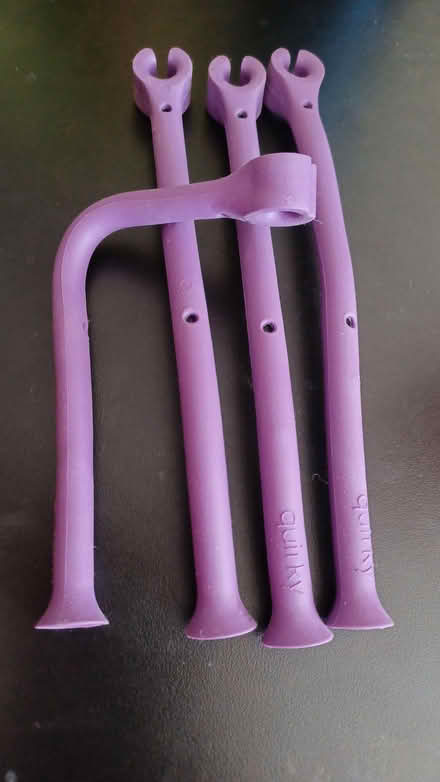 Photo of free Wine Glass Dishwasher Holders (Chinatown) #1